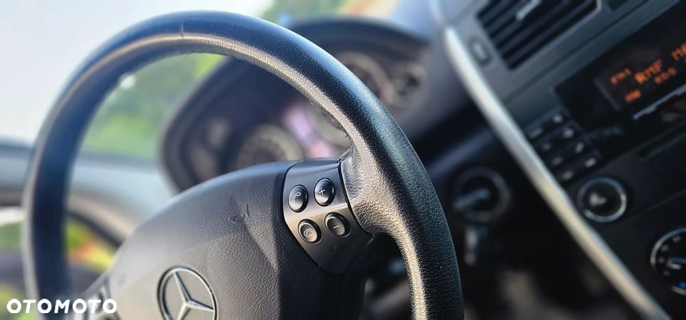 Mercedes-Benz Klasa A 150 Avantgarde Edition 10 - 11