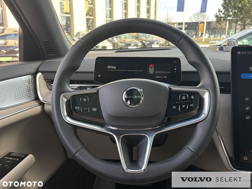 Volvo EX90 - 14