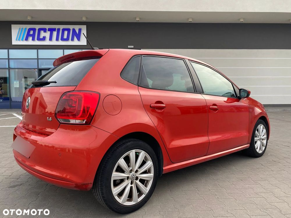 Volkswagen Polo 1.4 16V Highline DSG - 8