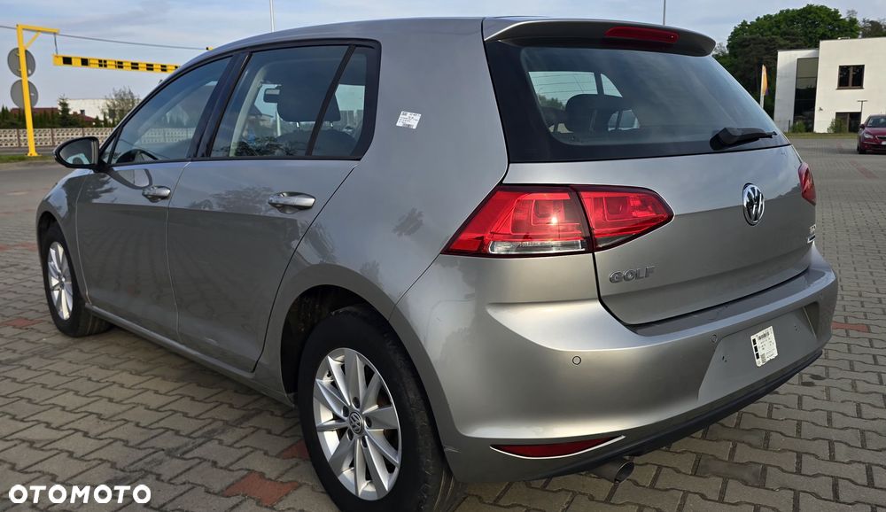 Volkswagen Golf 1.6 TDI BlueMotion Technology Comfortline - 19