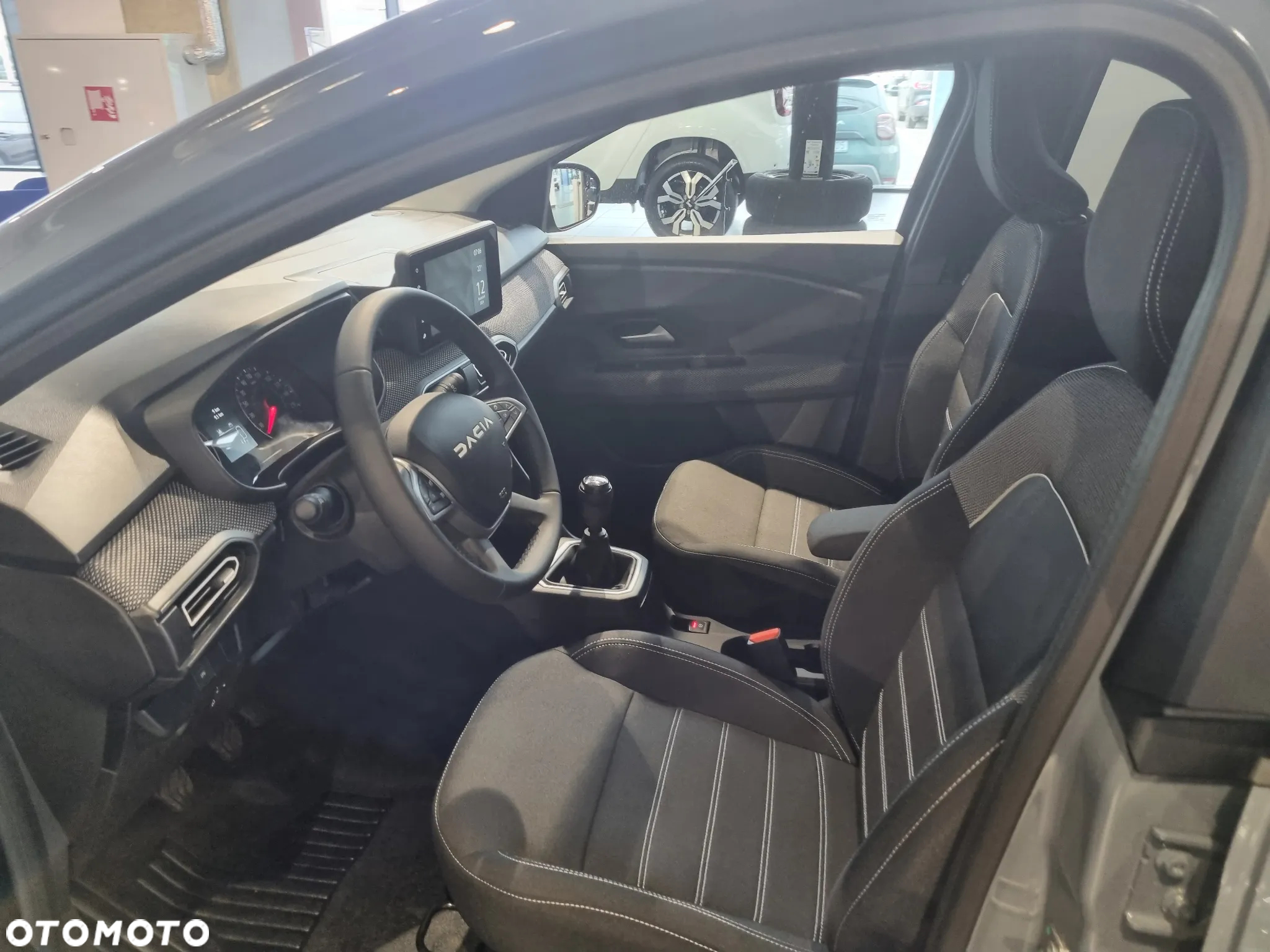 Dacia Jogger 1.0 TCe Expression 7os - 28