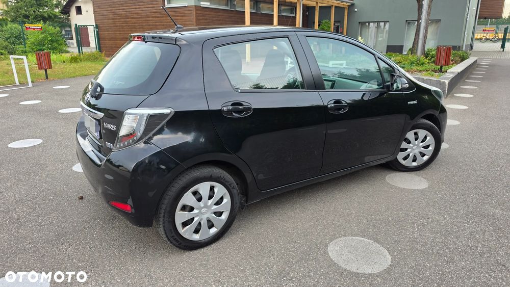 Toyota Yaris - 36