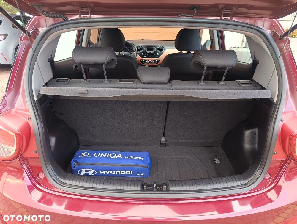 Hyundai i10 1.0 Premium - 12