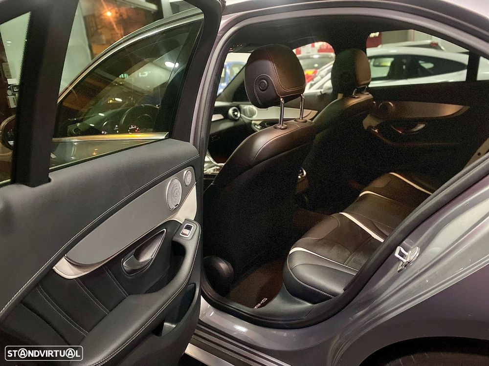 Mercedes-Benz C 63 AMG S - 28