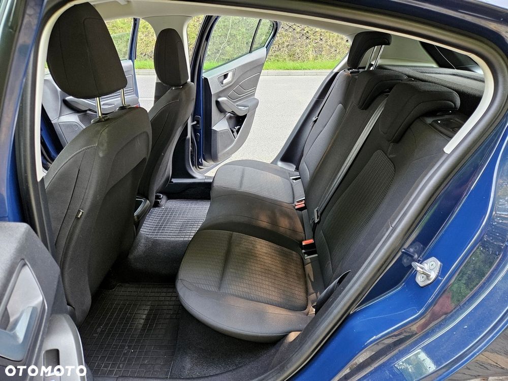 Ford Focus - 17