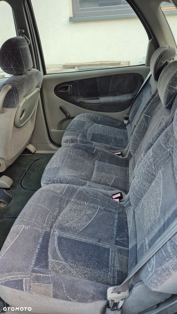Renault Scenic - 5