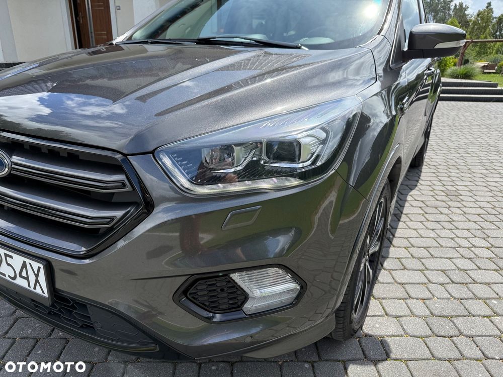 Ford Kuga - 37