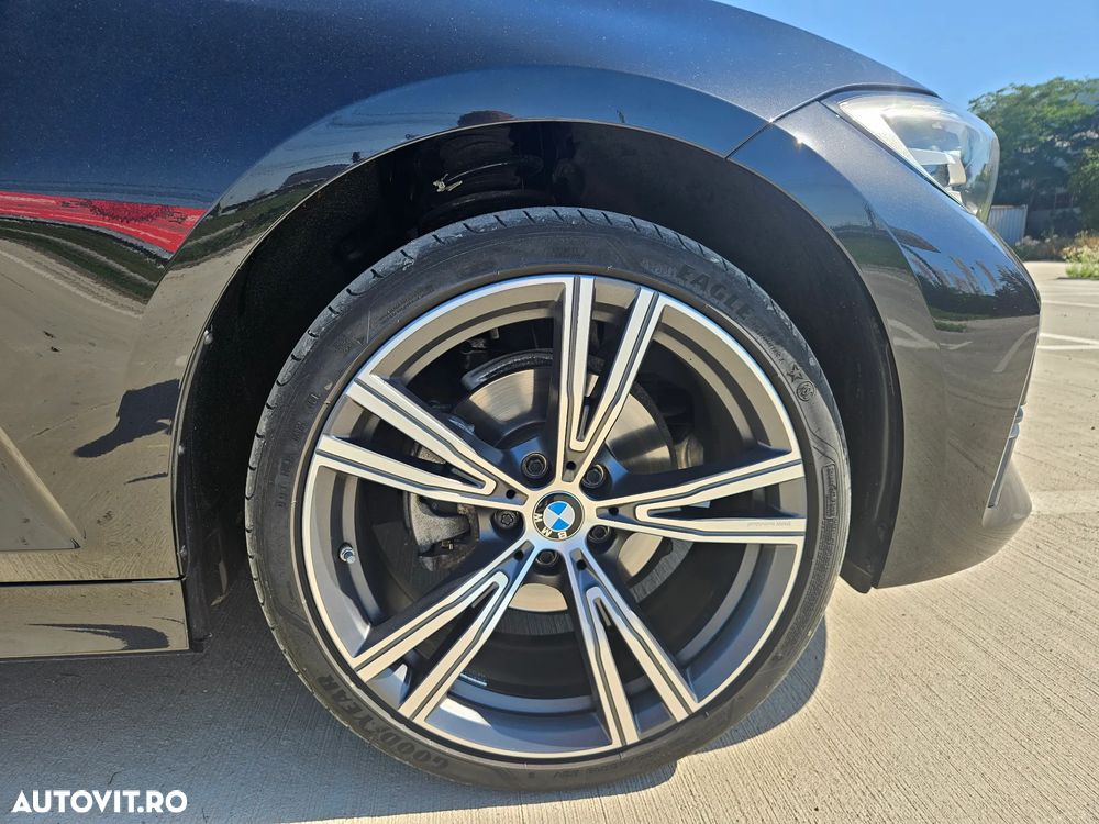 BMW Seria 3 320i xDrive AT - 5