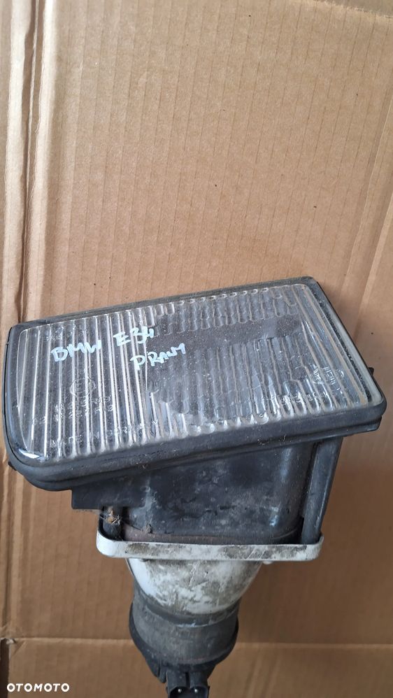HALOGEN PRAWY  BMW E34 ORYGINAL HELLA - 1