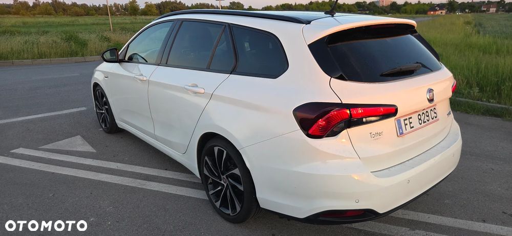 Fiat Tipo 1.4 T-Jet 16v S-Design - 4