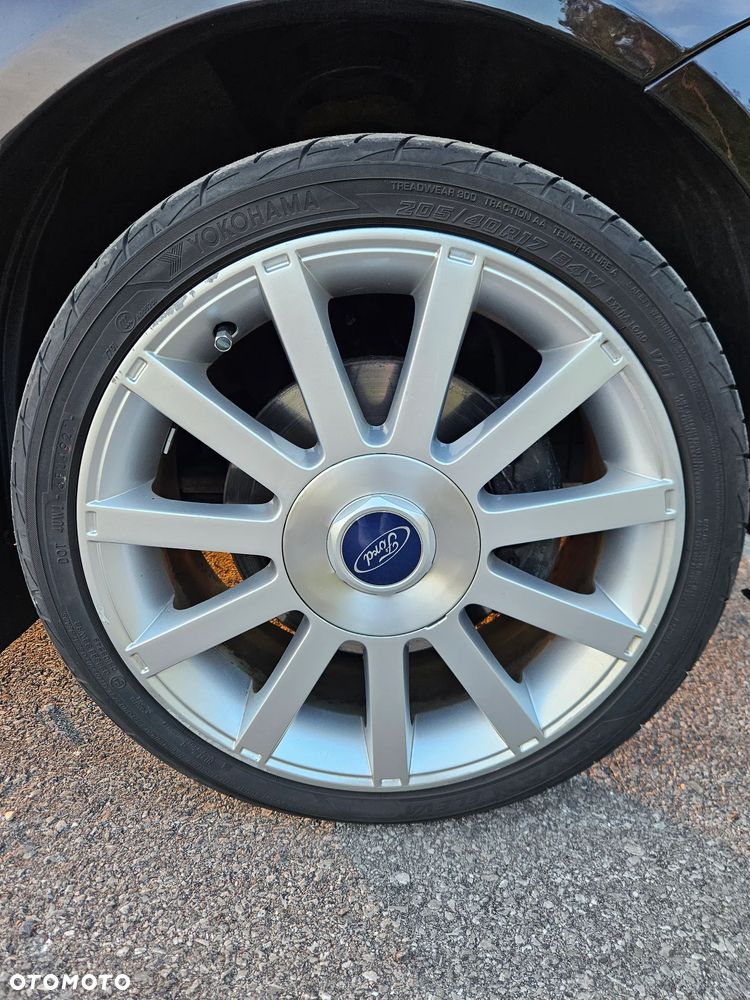 Ford Fiesta - 10