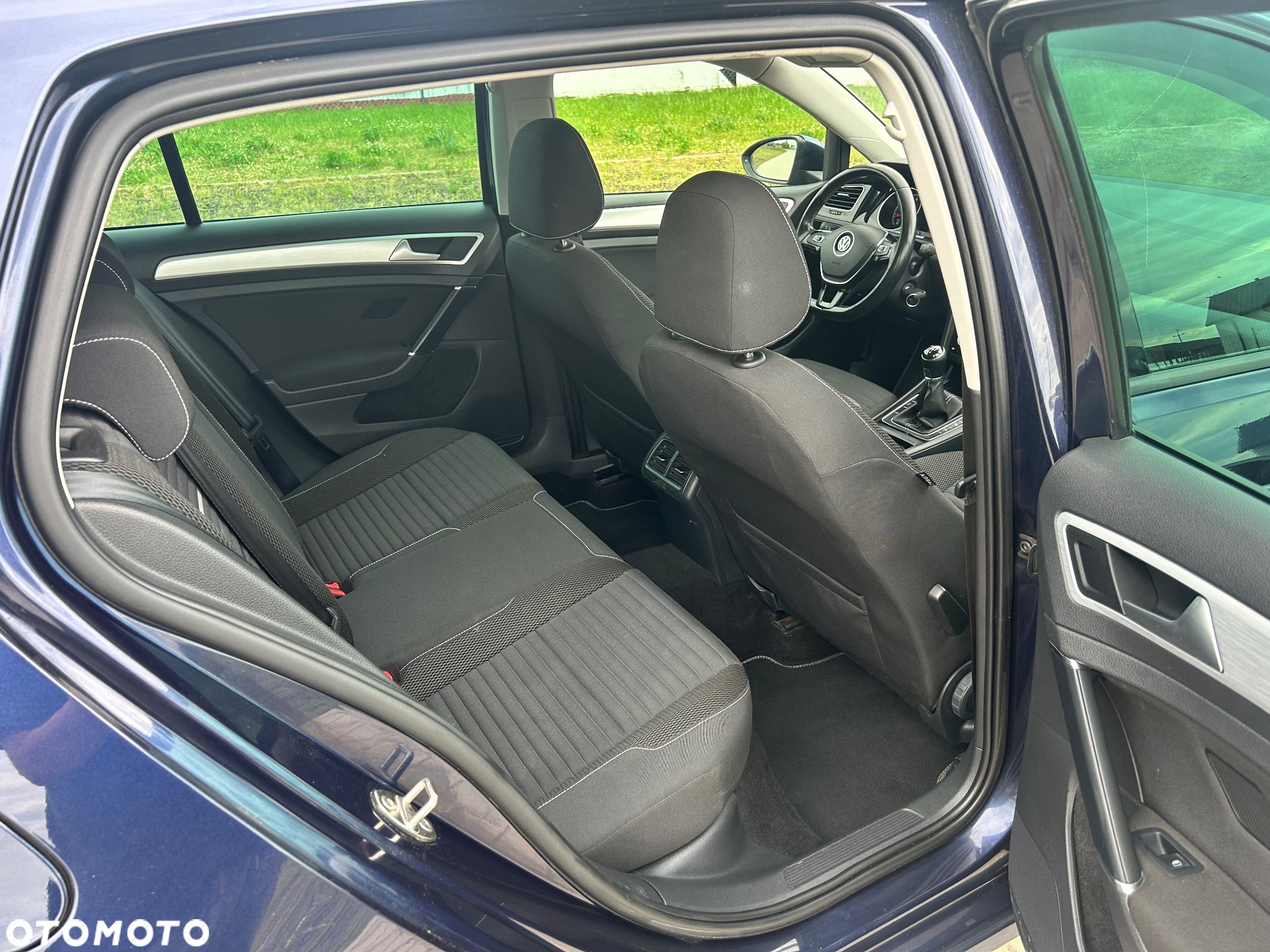Volkswagen Golf - 17