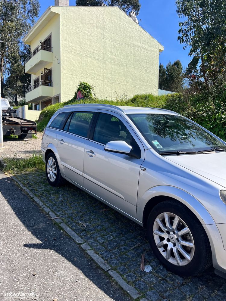 Opel Astra 1.4 Cosmo - 4