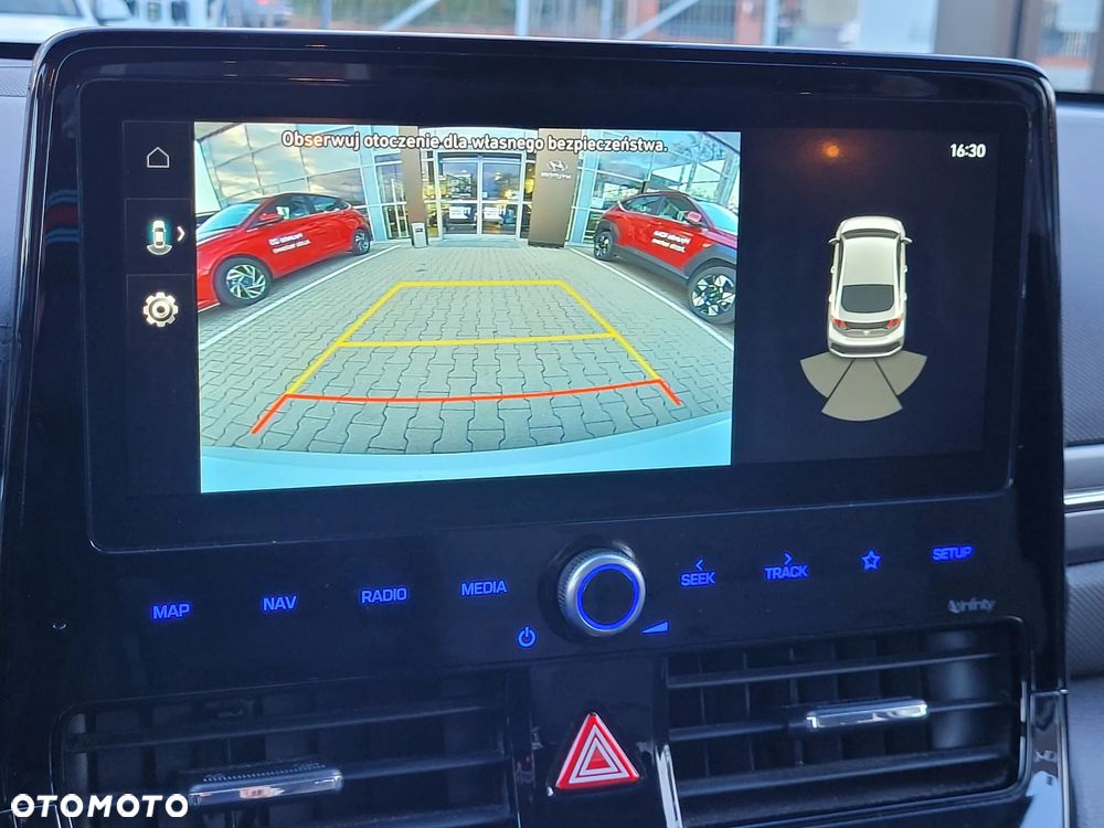 Hyundai IONIQ hybrid Business - 23