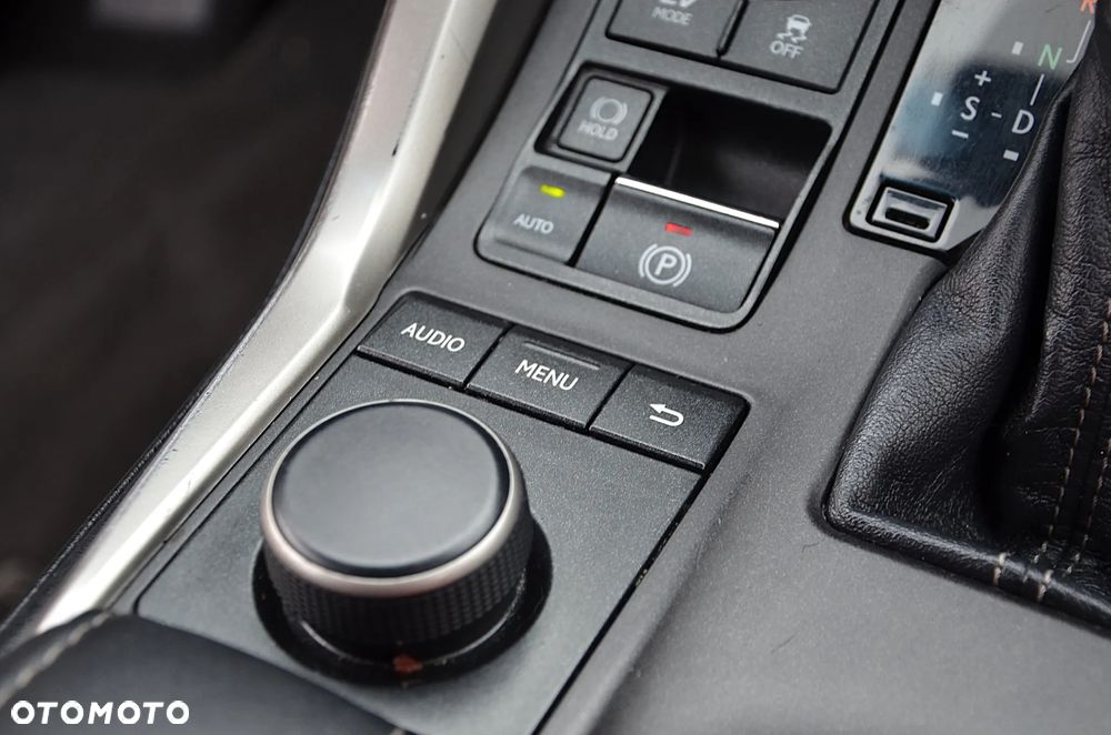 Lexus NX 350h Elegance 2WD - 21