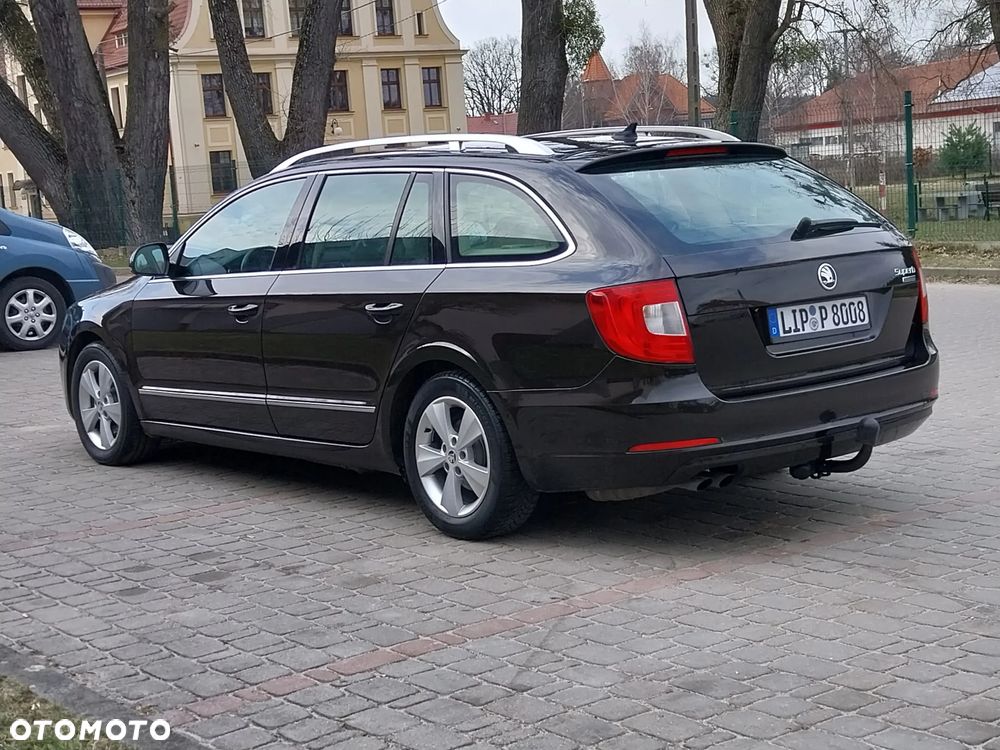 Skoda Superb 1.6 TDI Exclusive - 4