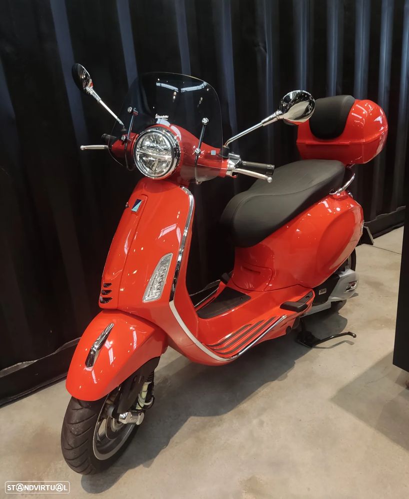 Vespa Primavera 125 - 1