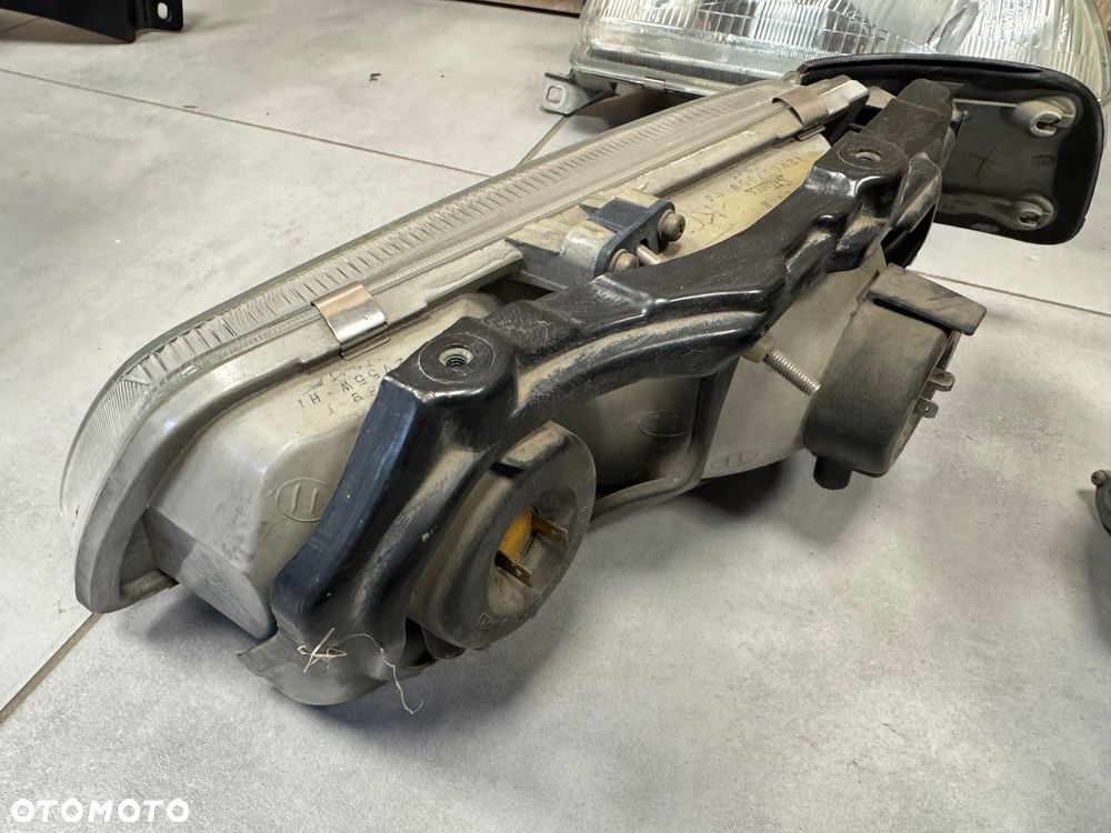 Honda Civic IV reflektor przód Stanley - 8