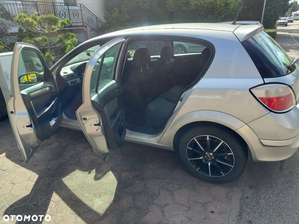 Opel Astra 1.4 111 - 9