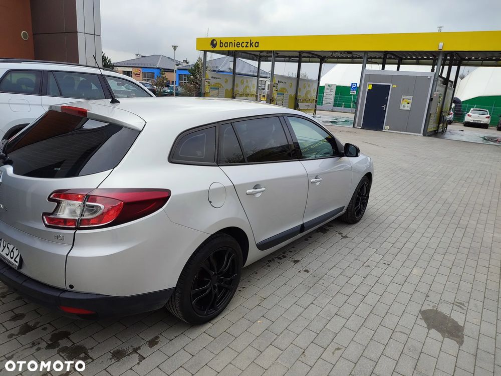 Renault Megane 1.5 dCi Color Edition - 4