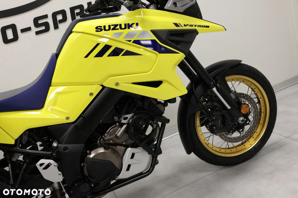 Suzuki DL - 12