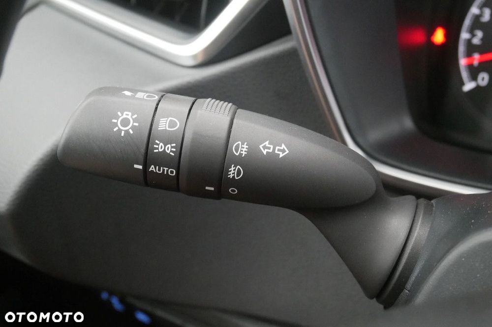 Toyota Corolla - 22
