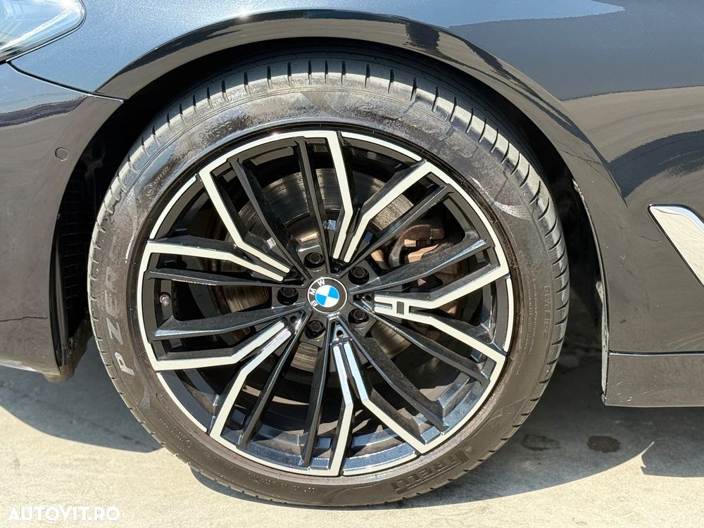BMW Seria 5 520d AT MHEV - 25