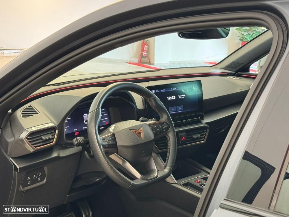 Cupra Leon ST 1.4 e-Hybrid VZ DSG - 32