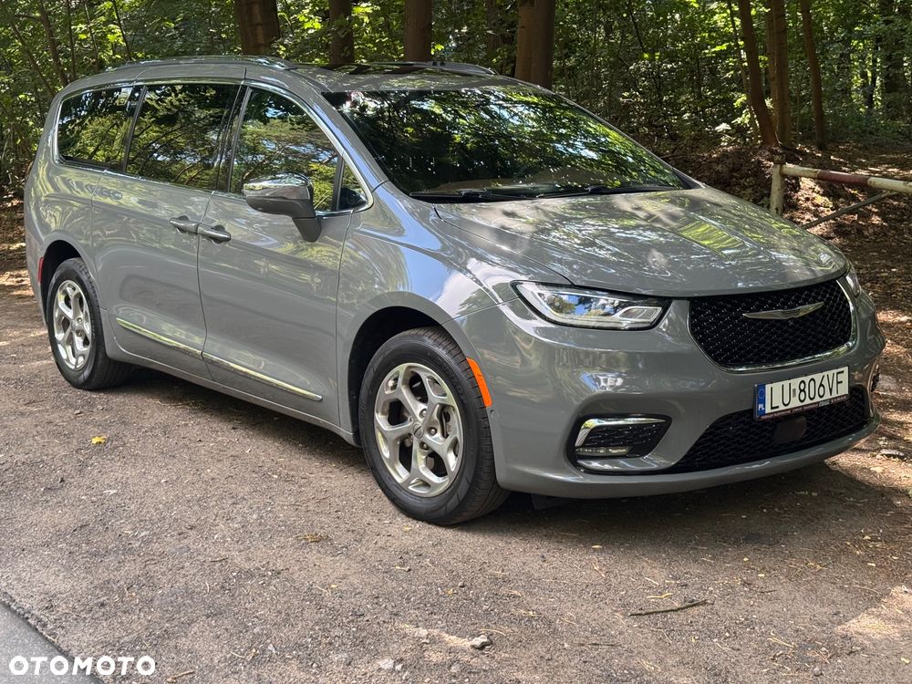 Chrysler Pacifica - 15
