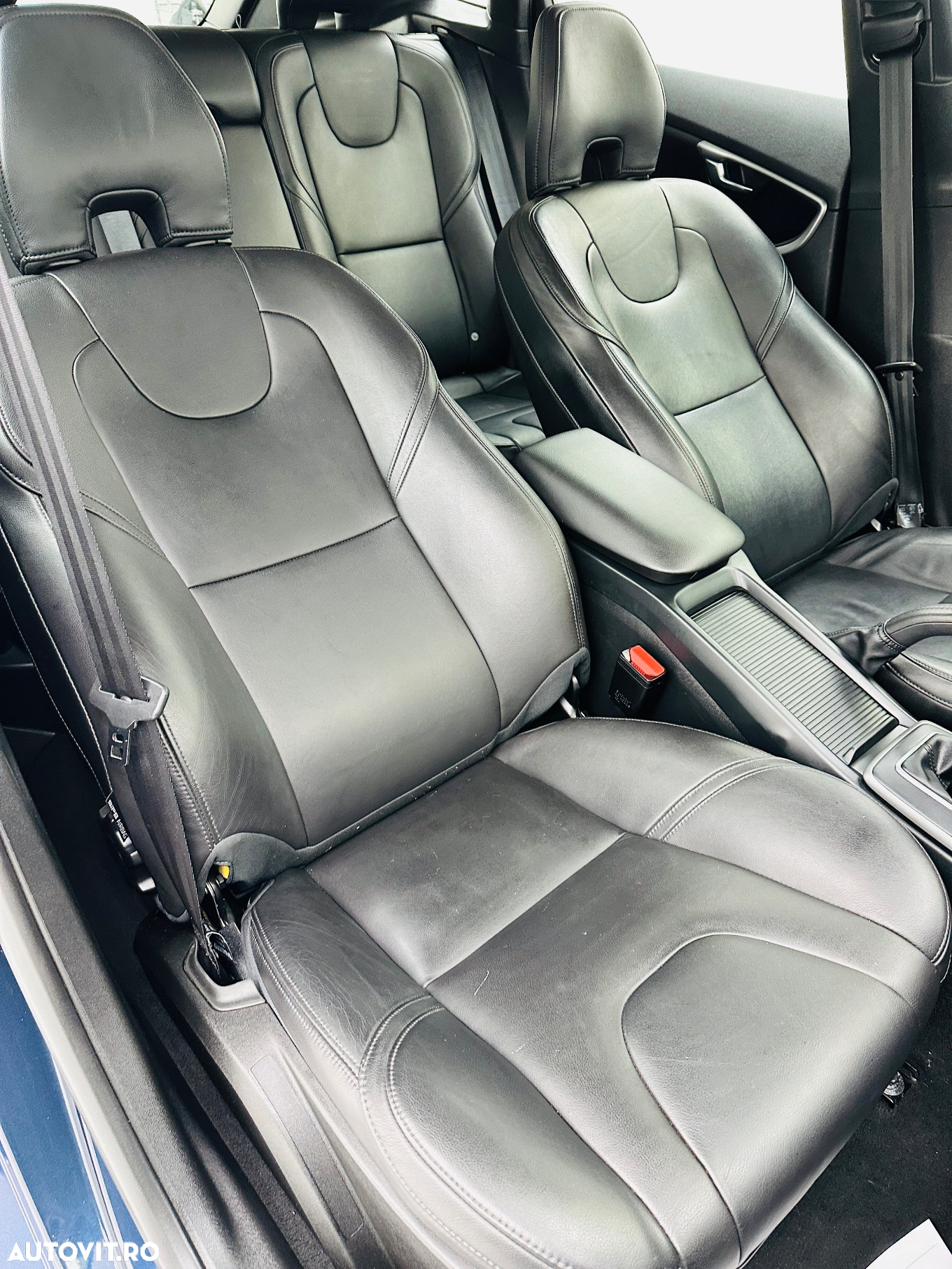 Volvo V40 D2 94g Kinetic - 21