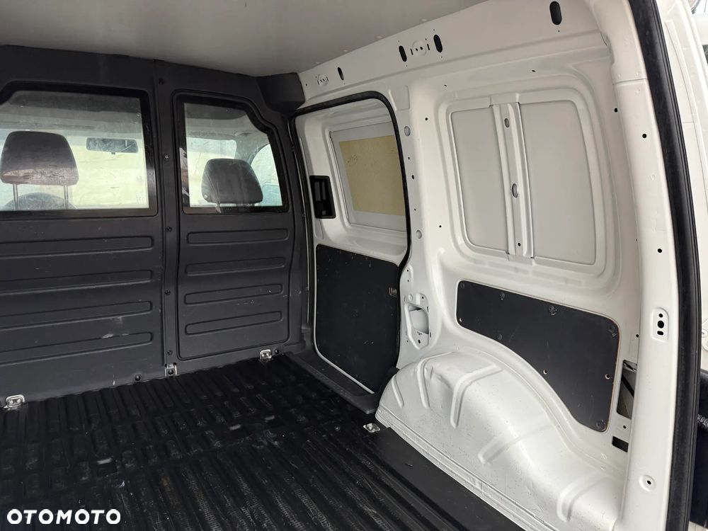 Volkswagen Caddy - 11