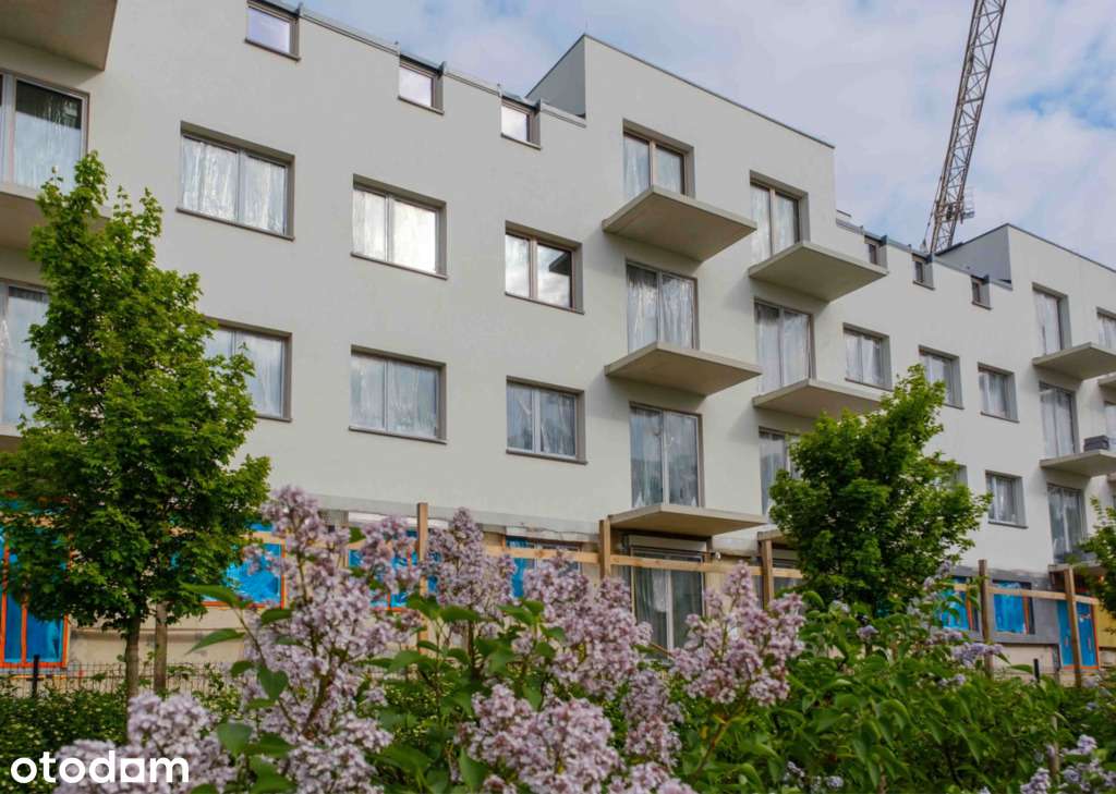 300 m od Parku Świetlików, Blisko wały nad Odrą / Tramwaj 2028 / Jasne