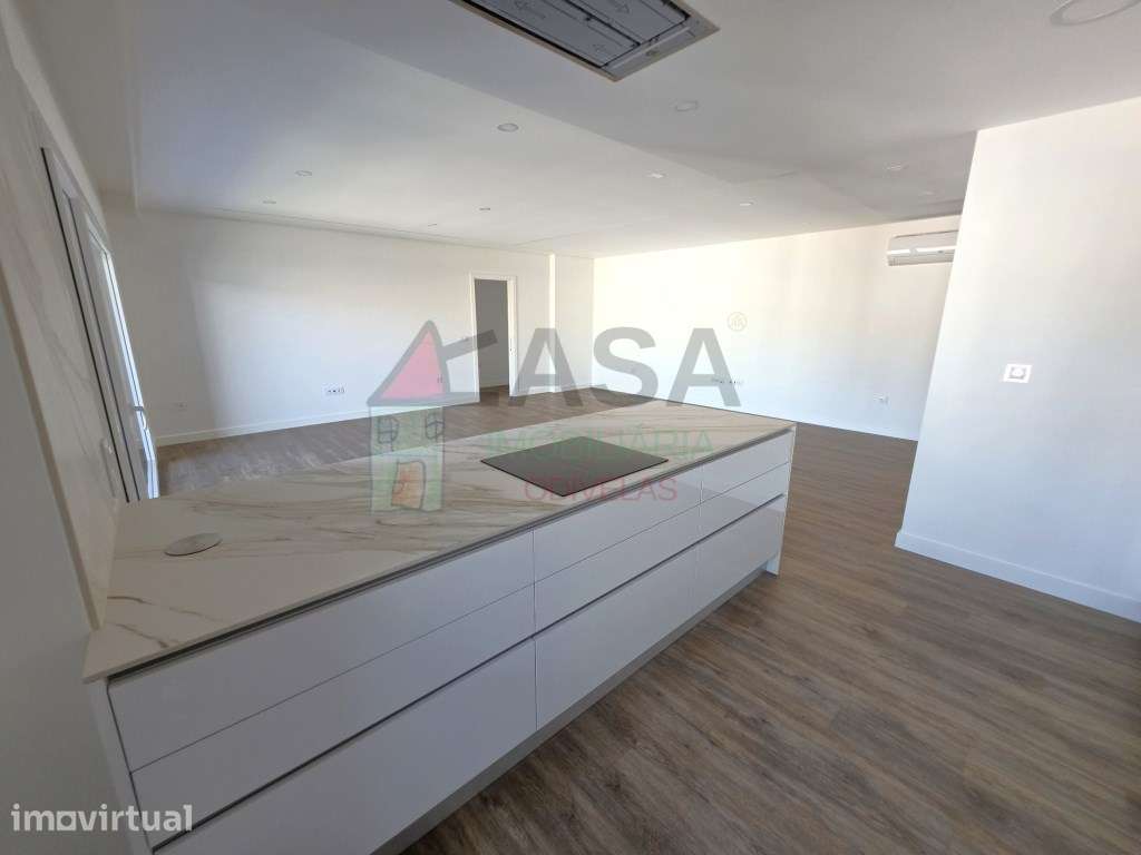 Apartamentos T2 e T3 em condomínio fechado com piscina - Grande imagem: 2/40