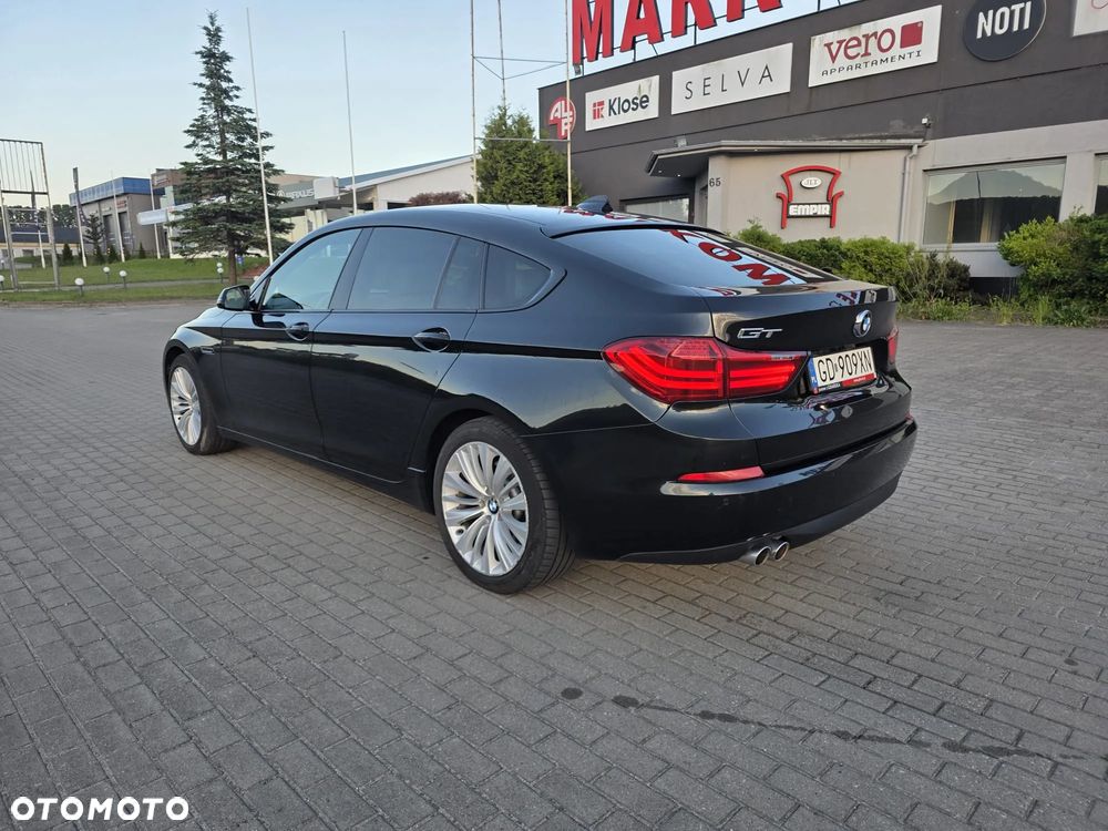 BMW 5GT 530d xDrive - 13
