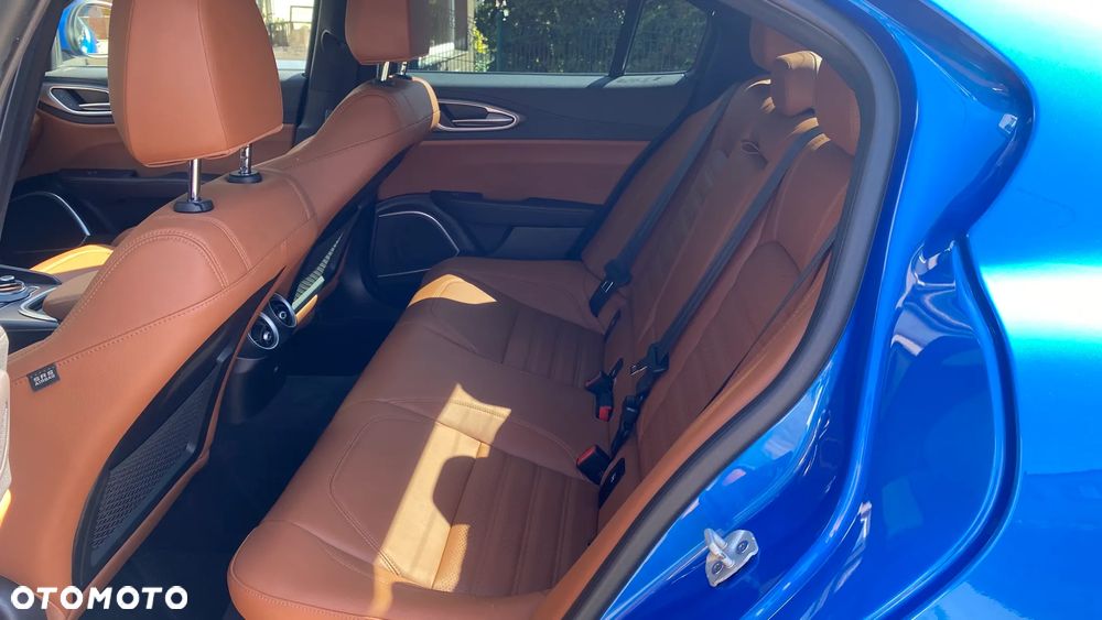 Alfa Romeo Giulia 2.0 Turbo Veloce Q4 - 21