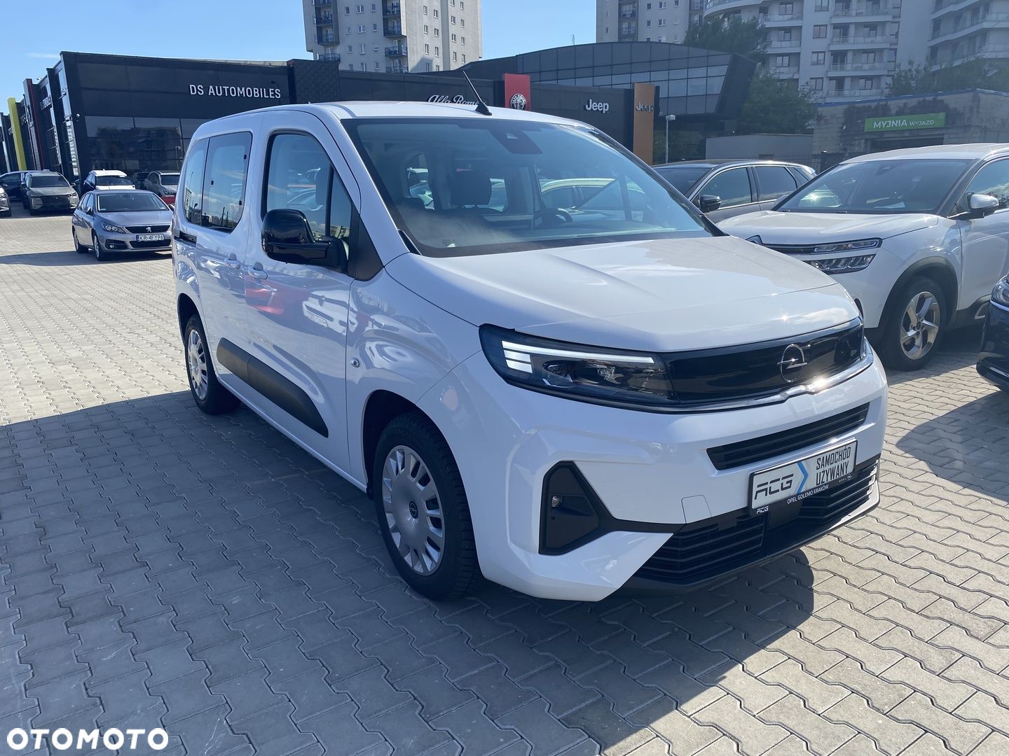 Opel Combo Life 1.2 Turbo Edition S&S - 1