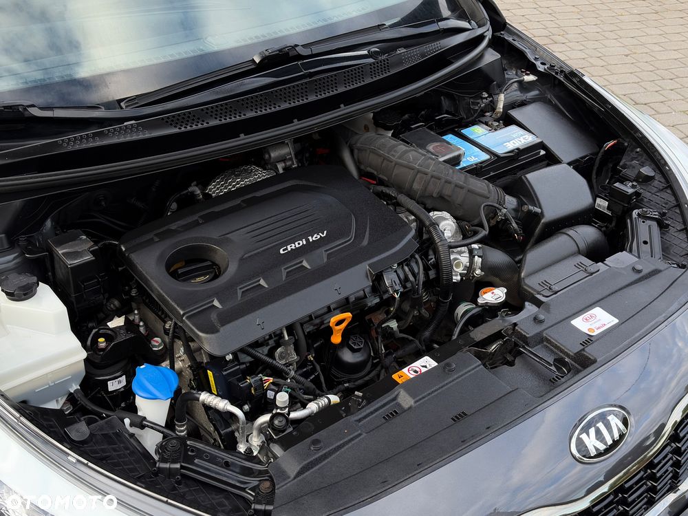 Kia Ceed 1.6 CRDi 136 ISG Platinum Edition - 36