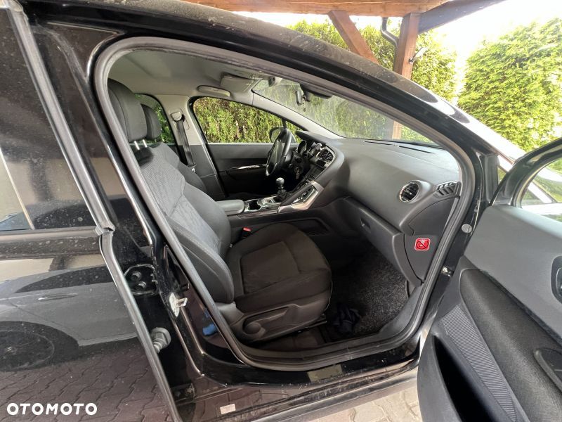 Peugeot 3008 1.6 HDi Premium - 12