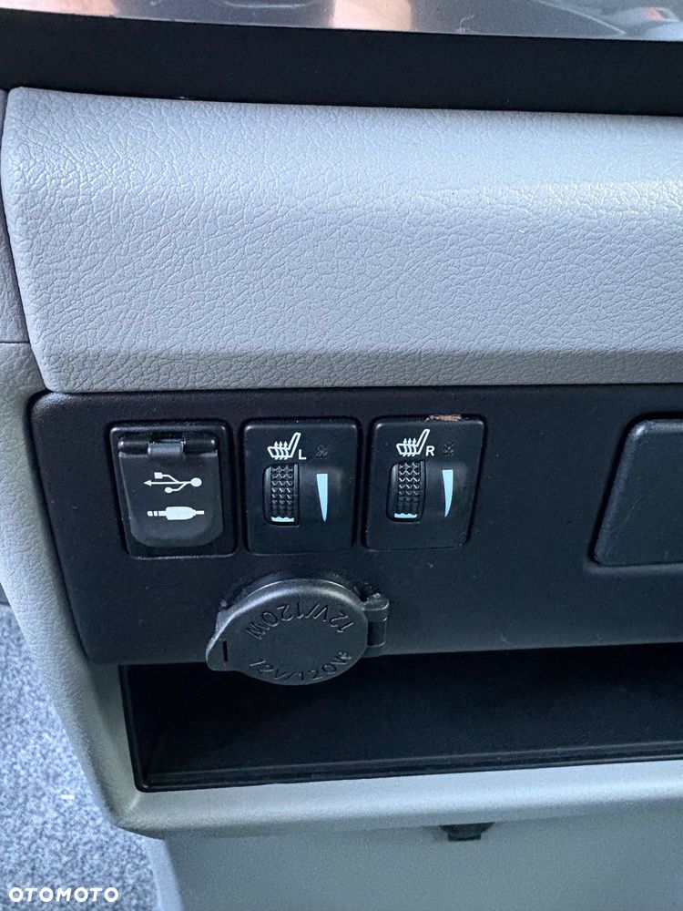 Toyota Sienna 3.5 V6 SE - 31
