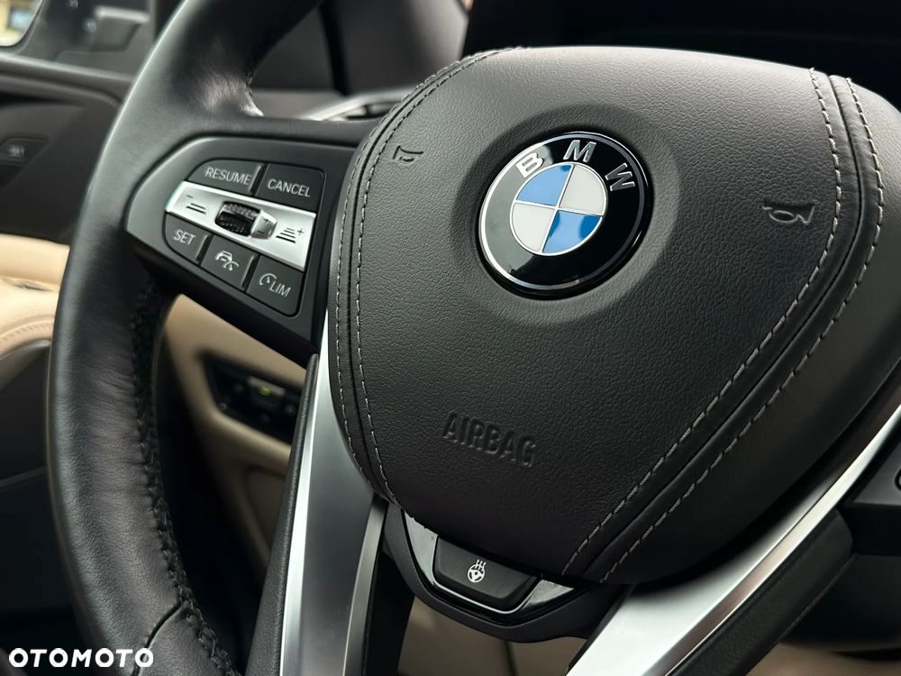 BMW X5 xDrive25d - 28