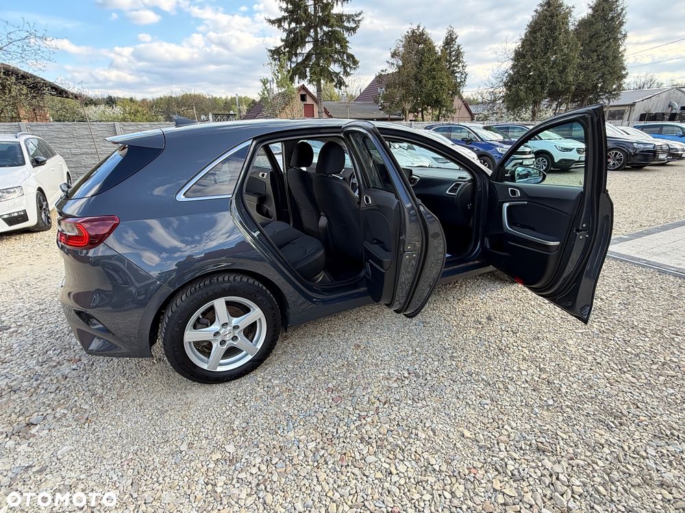 Kia Ceed 1.4 Vision - 29