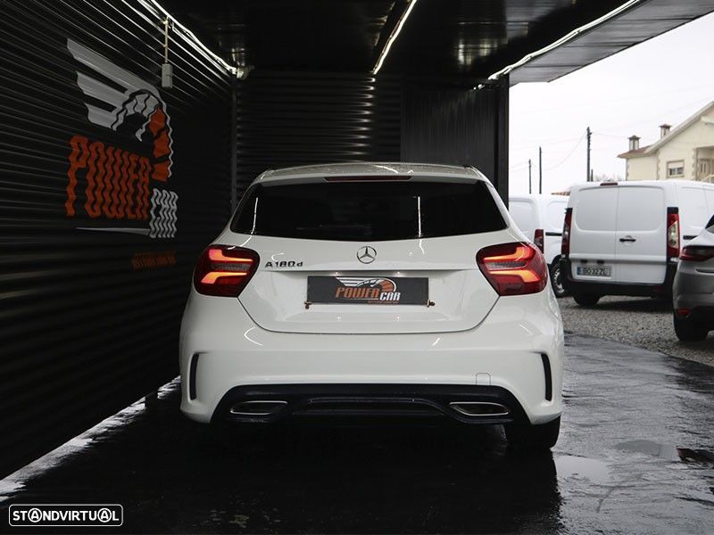 Mercedes-Benz A 180 d AMG Line - 6