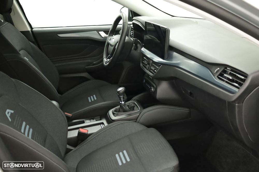 Ford Focus SW 1.0 EcoBoost MHEV Active X - 21