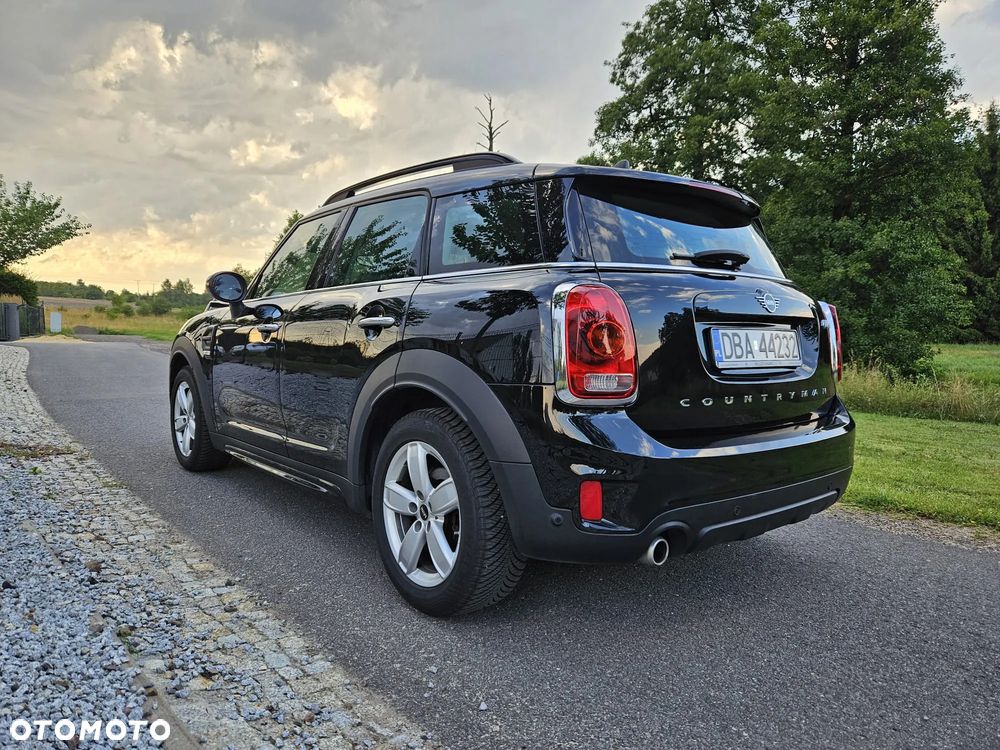 MINI Countryman Cooper Essential Trim - 6