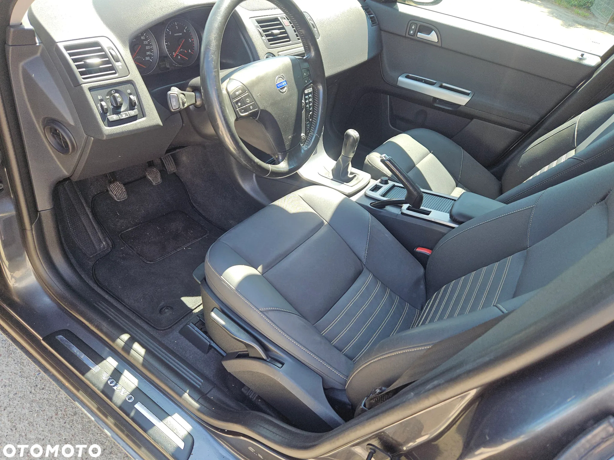 Volvo V50 2.0D Momentum - 11