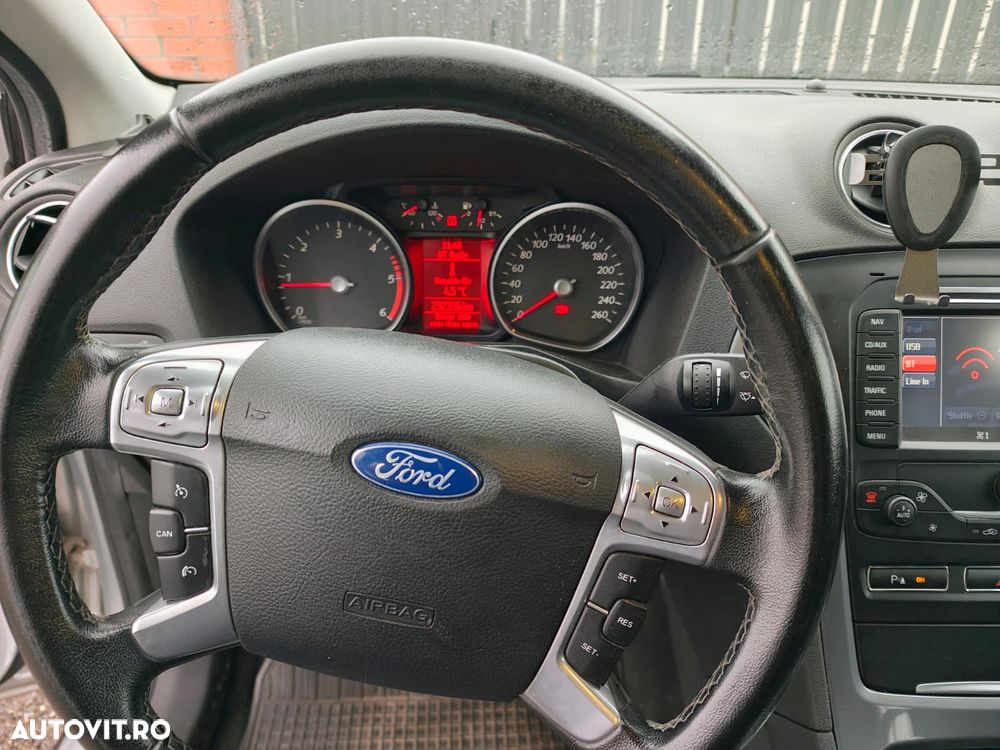 Ford Mondeo 2.0 TDCi Champions Edition - 4