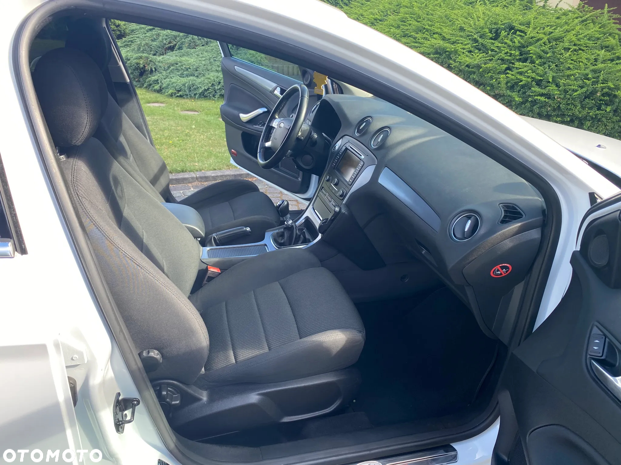 Ford Mondeo 2.0 TDCI Business Edition - 14