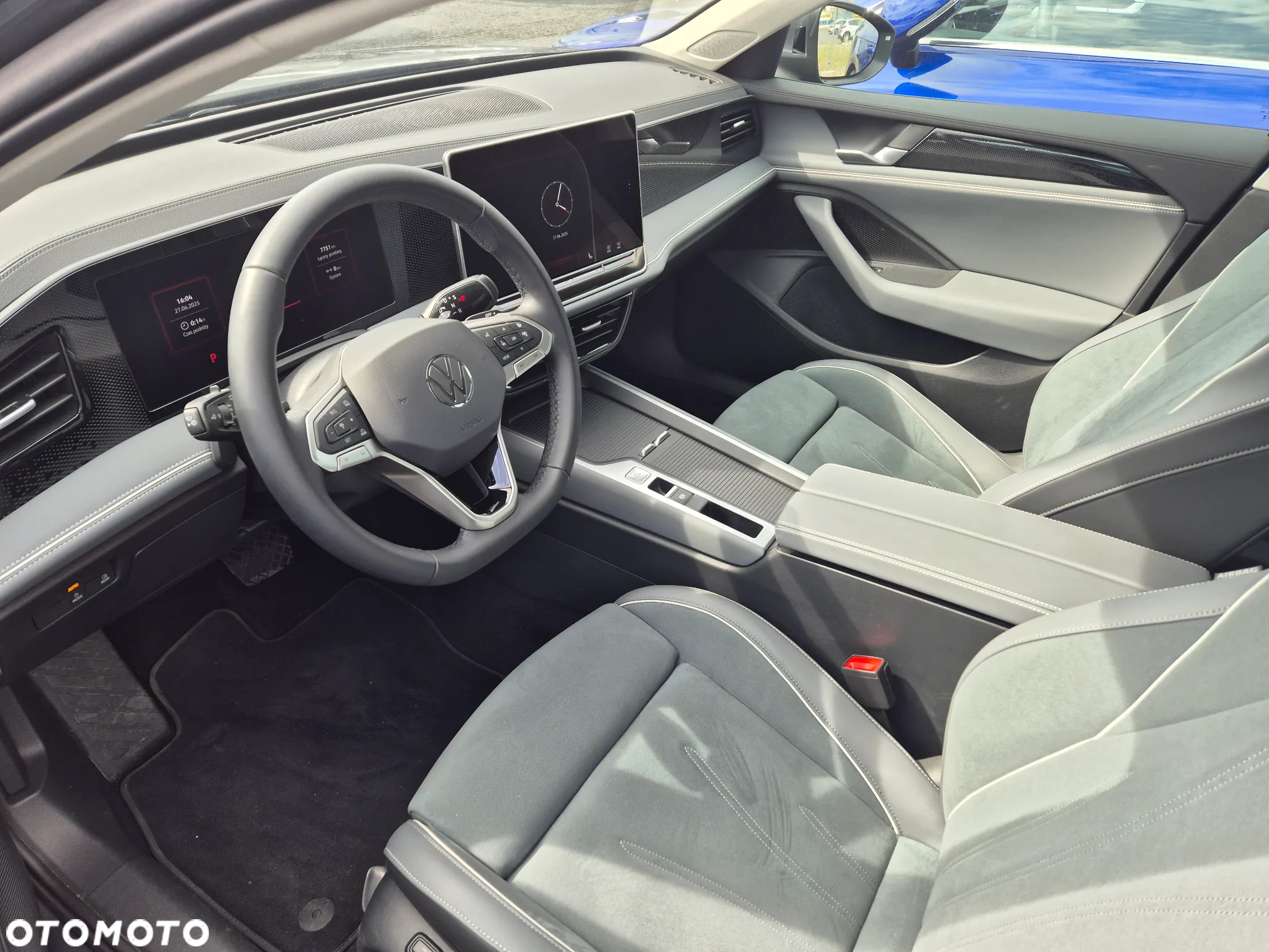 Volkswagen Passat - 9