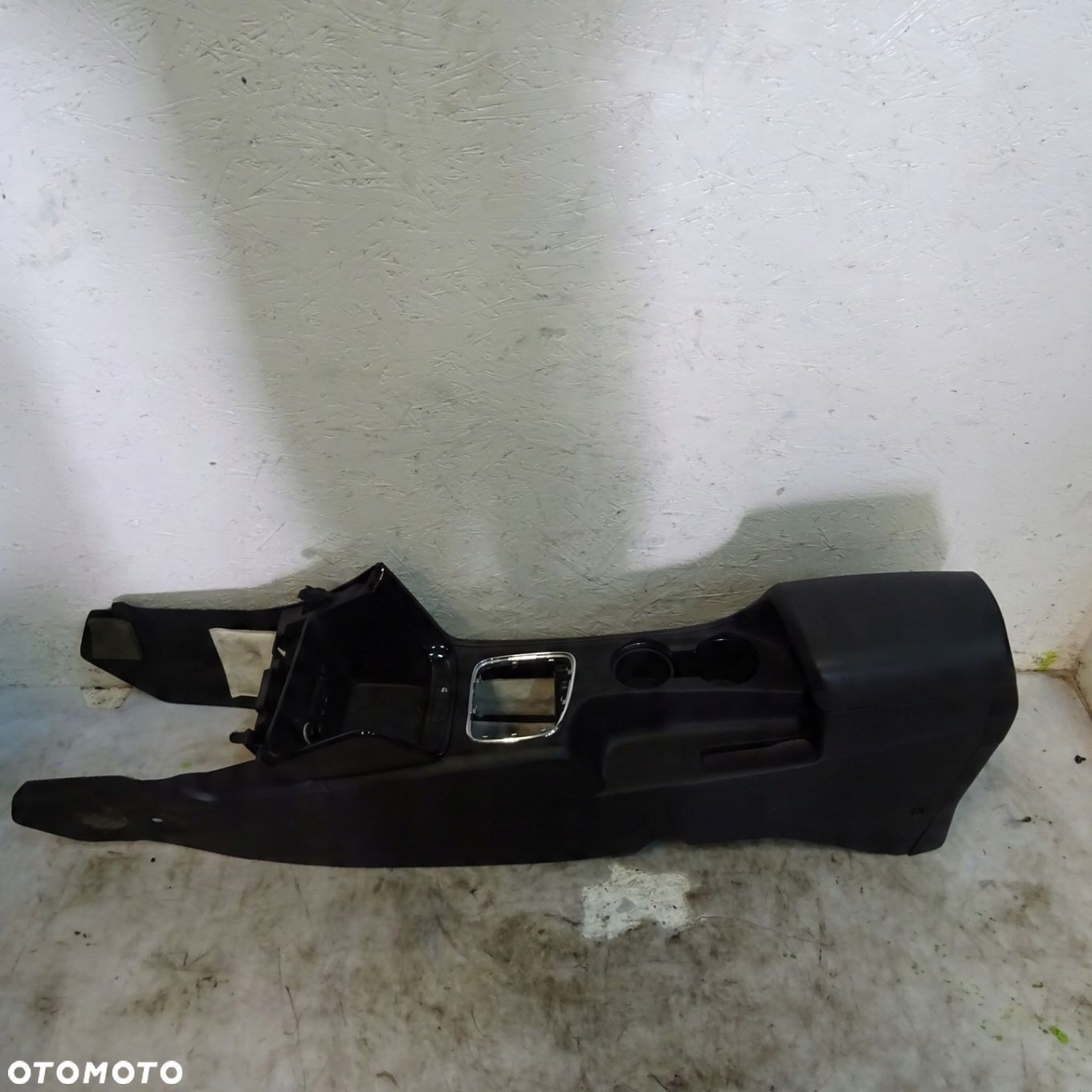 KIA CEED II KOMBI TUNEL ŚRODKOWY USB AUX - 1