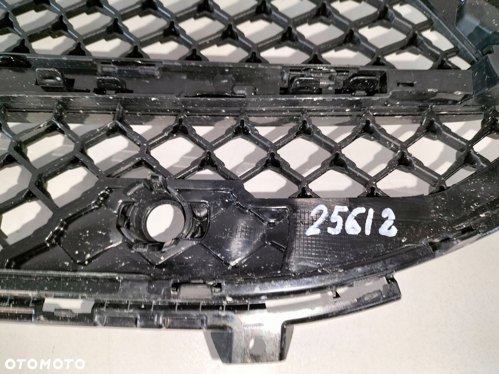 atrapa kratka grill mercedes a klasa w177 lift 22- - 8
